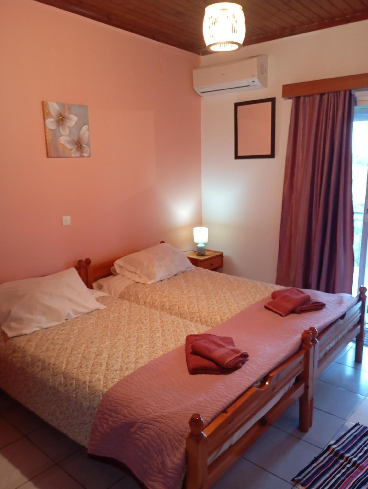 Mylonas Rooms Pantokratoras  ภายนอก รูปภาพ